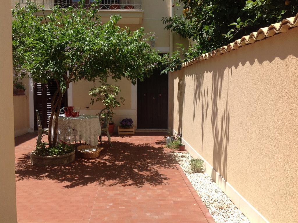 Casa Pinu Apartment San Michele di Ganzaria Ngoại thất bức ảnh